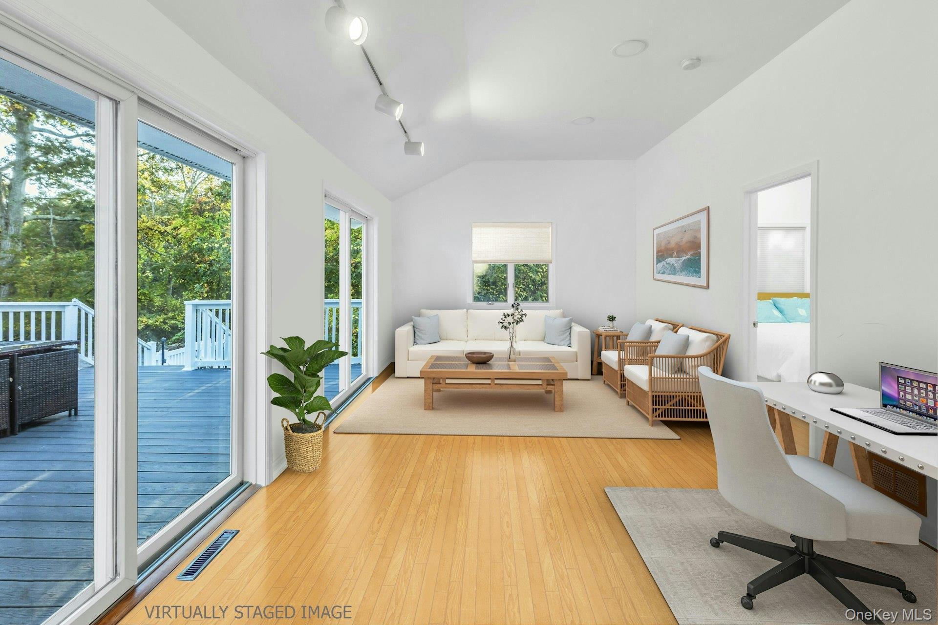 Single Family Bay Woods Suffolk County, NY 11946, MLS-933325-23