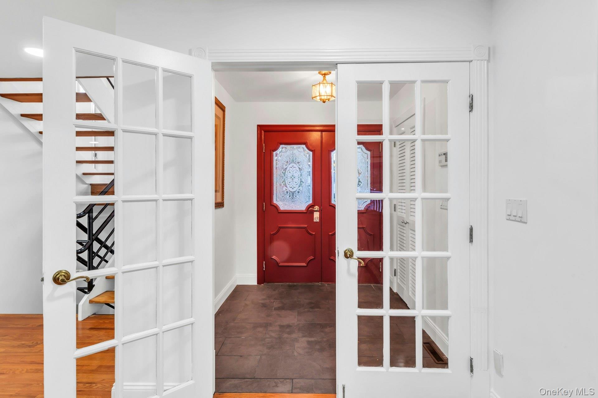 Single Family Bay Woods Suffolk County, NY 11946, MLS-933325-6