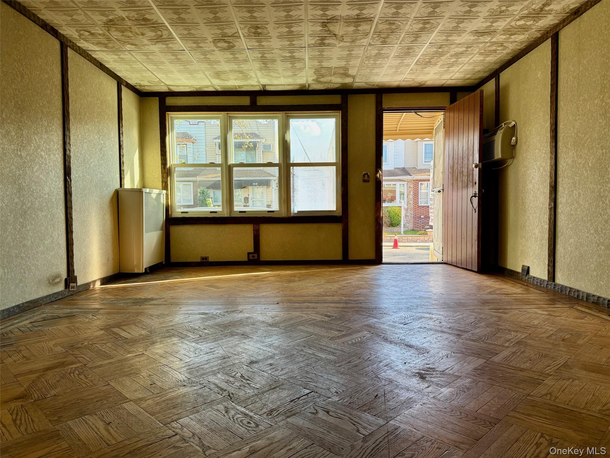 Single Family 60th Queens, NY 11378, MLS-933335-4