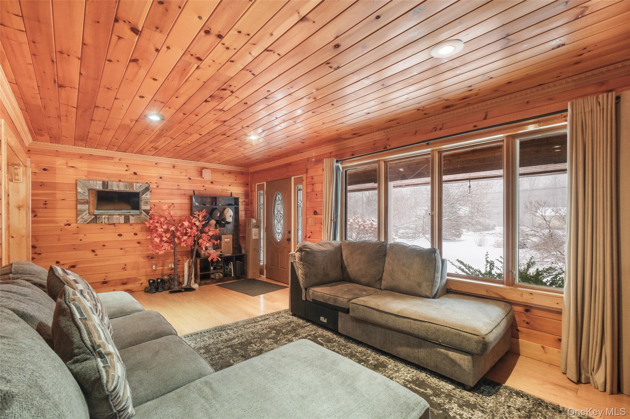 Single Family Quaker Dutchess County, NY 12538, MLS-933349-11