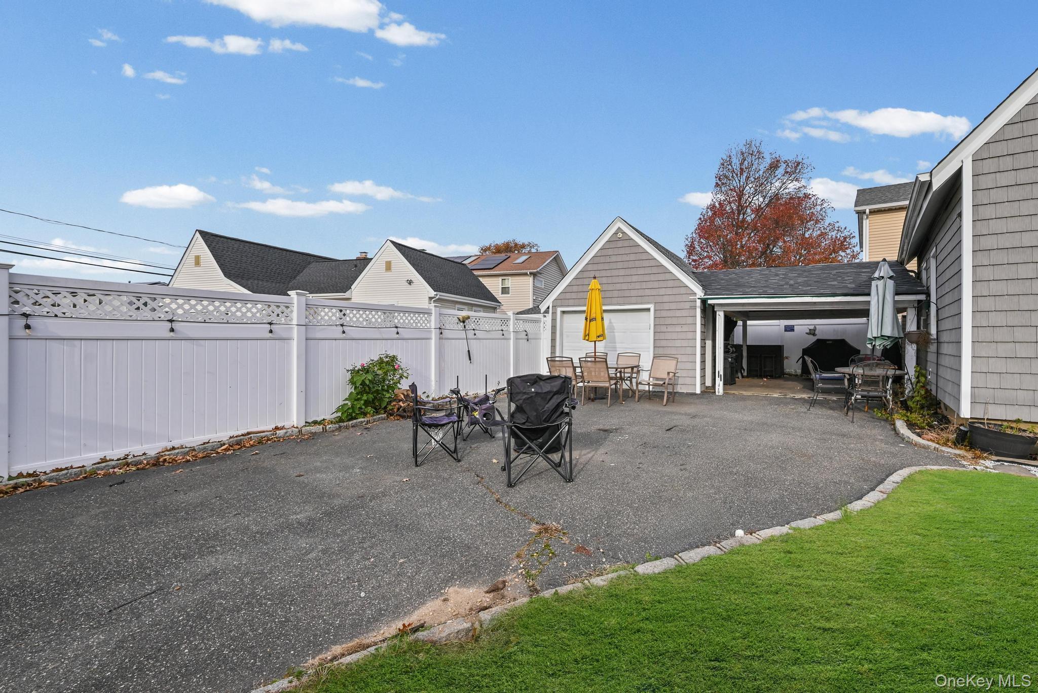 Single Family Montauk Nassau County, NY 11566, MLS-933383-16