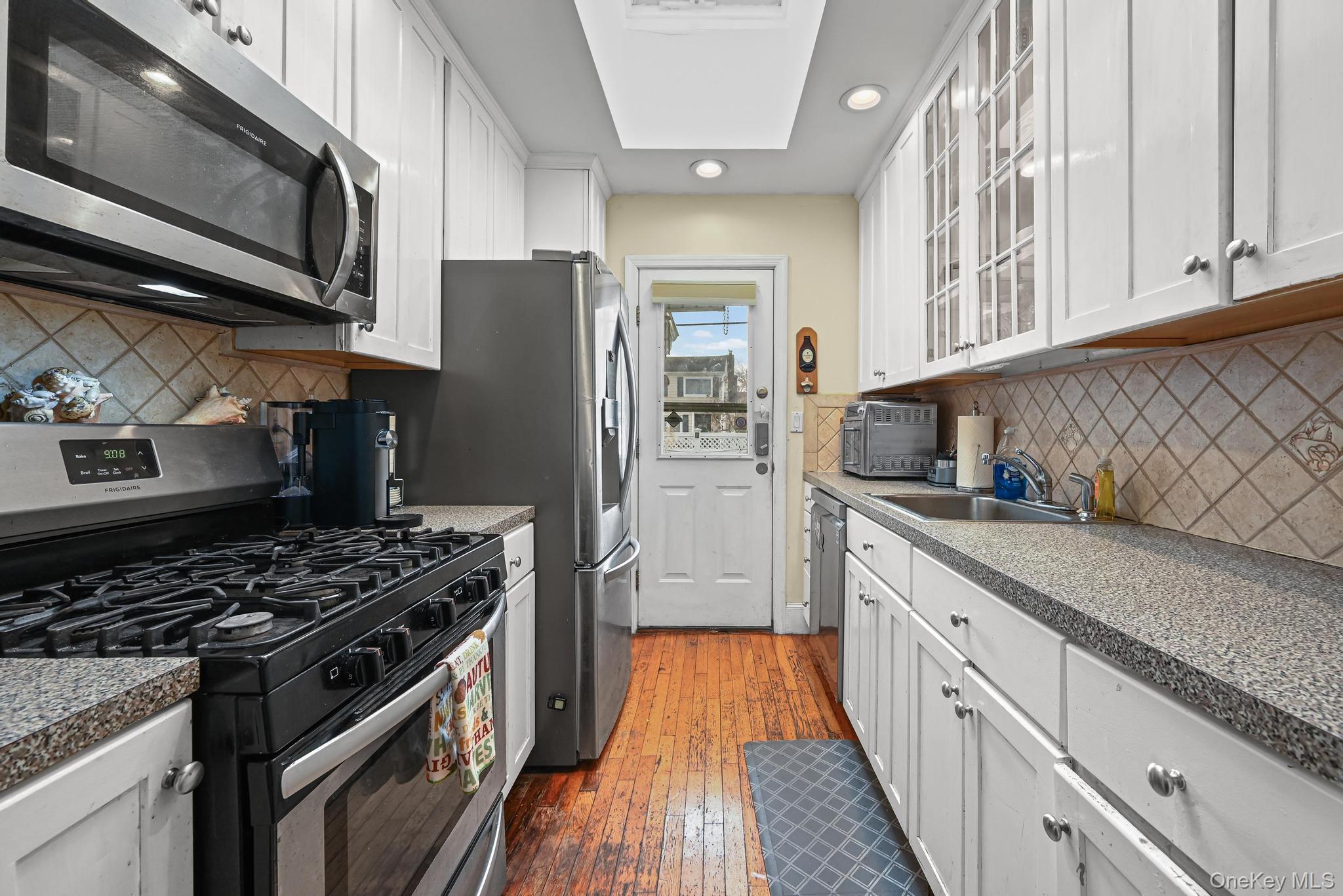 Single Family Montauk Nassau County, NY 11566, MLS-933383-9