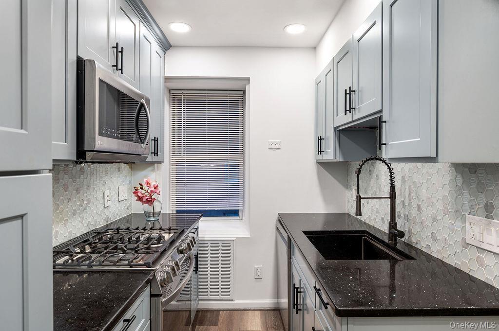 Coop Locust  Westchester County, NY 10801, MLS-933457-8