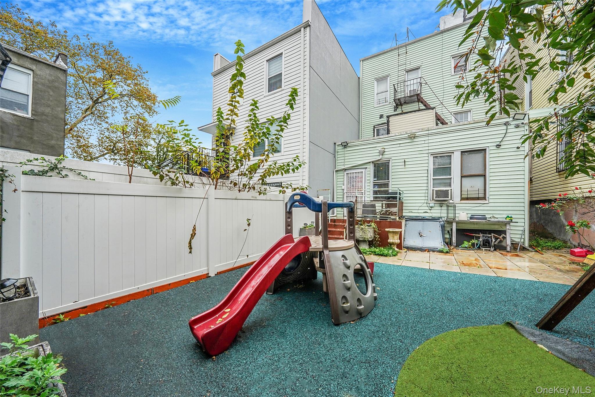 Single Family Blake  Brooklyn, NY 11207, MLS-933458-38