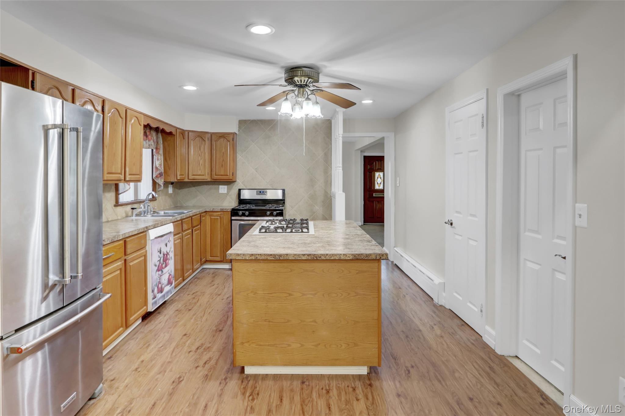 Single Family Parsons  Nassau County, NY 11550, MLS-933480-11