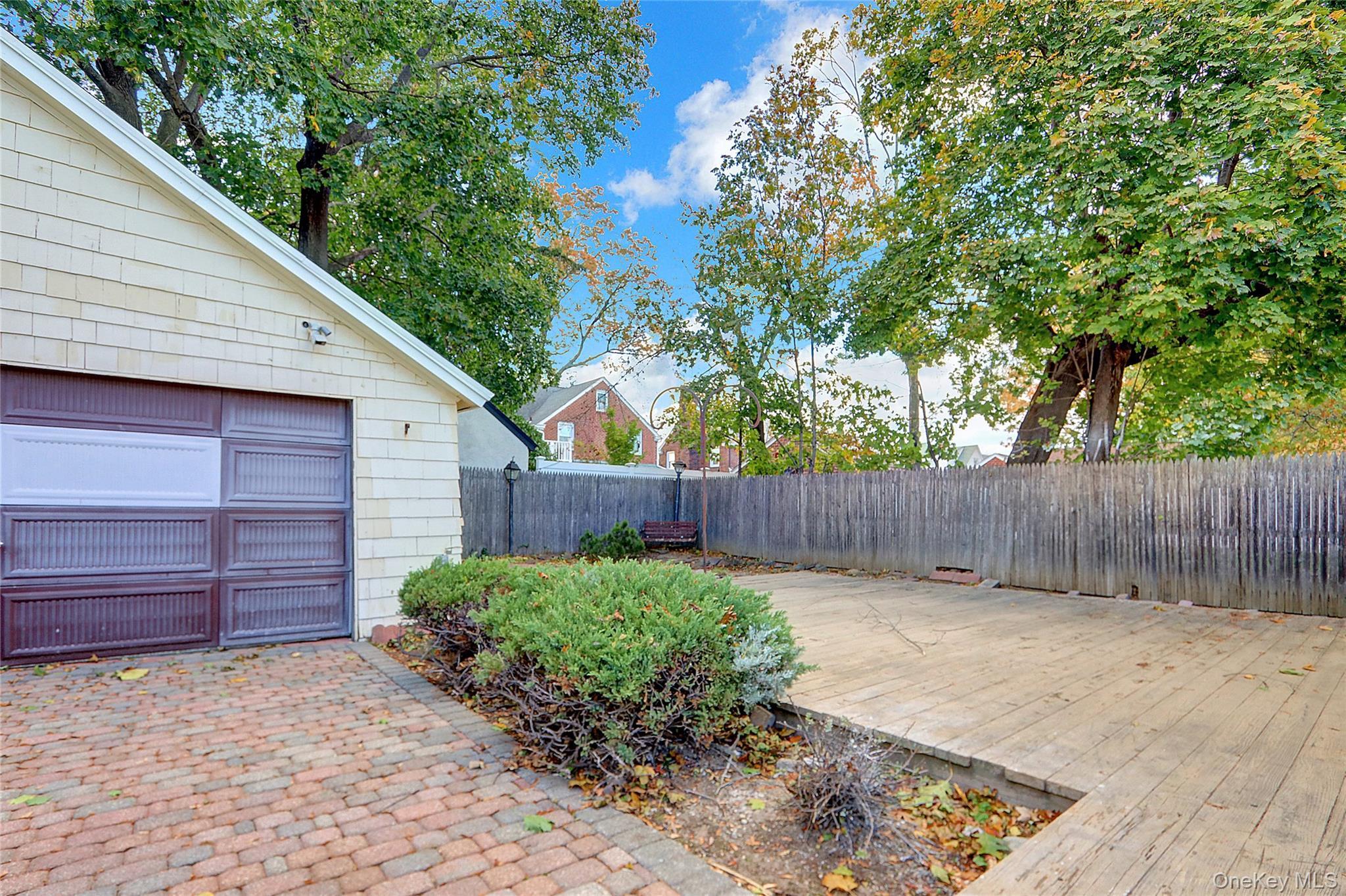 Single Family Parsons  Nassau County, NY 11550, MLS-933480-26