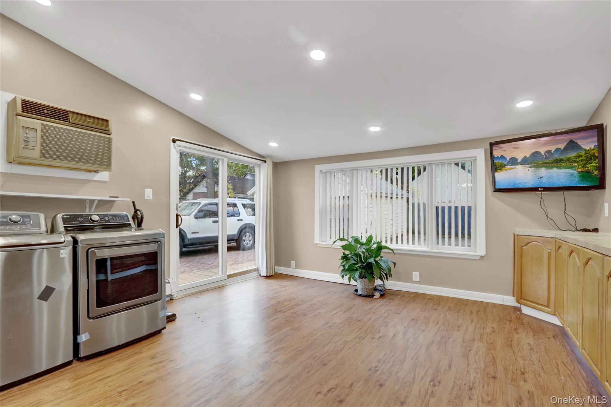 Single Family Parsons  Nassau County, NY 11550, MLS-933480-9