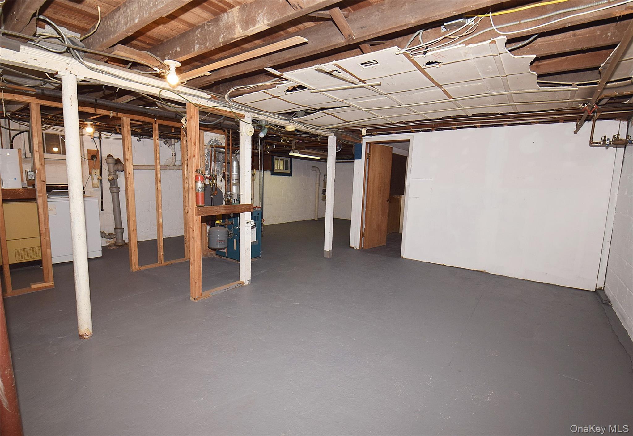 Single Family Eastern  Nassau County, NY 11510, MLS-933486-21