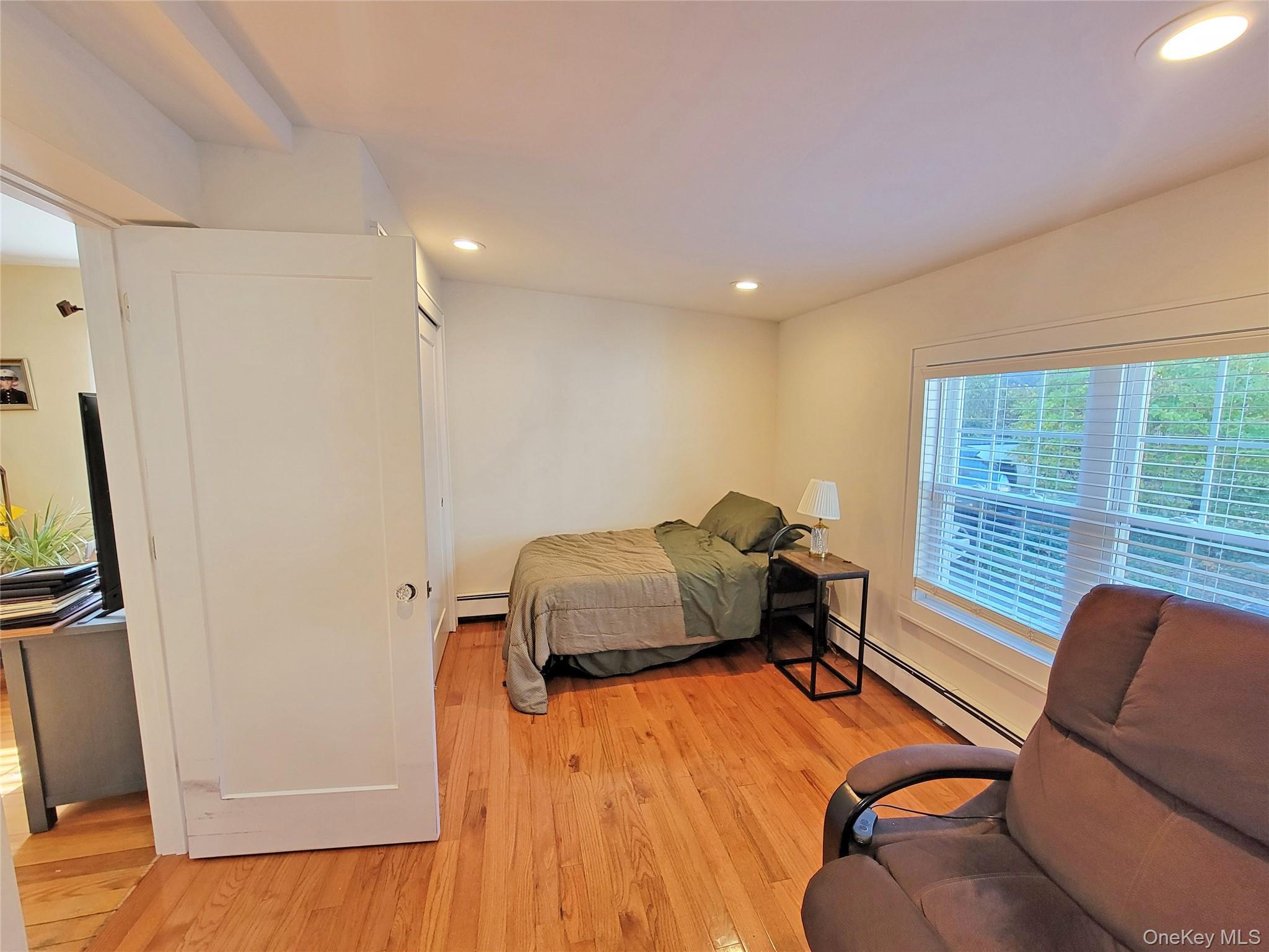 Single Family Bayport Ave  Suffolk County, NY 11705, MLS-933512-20