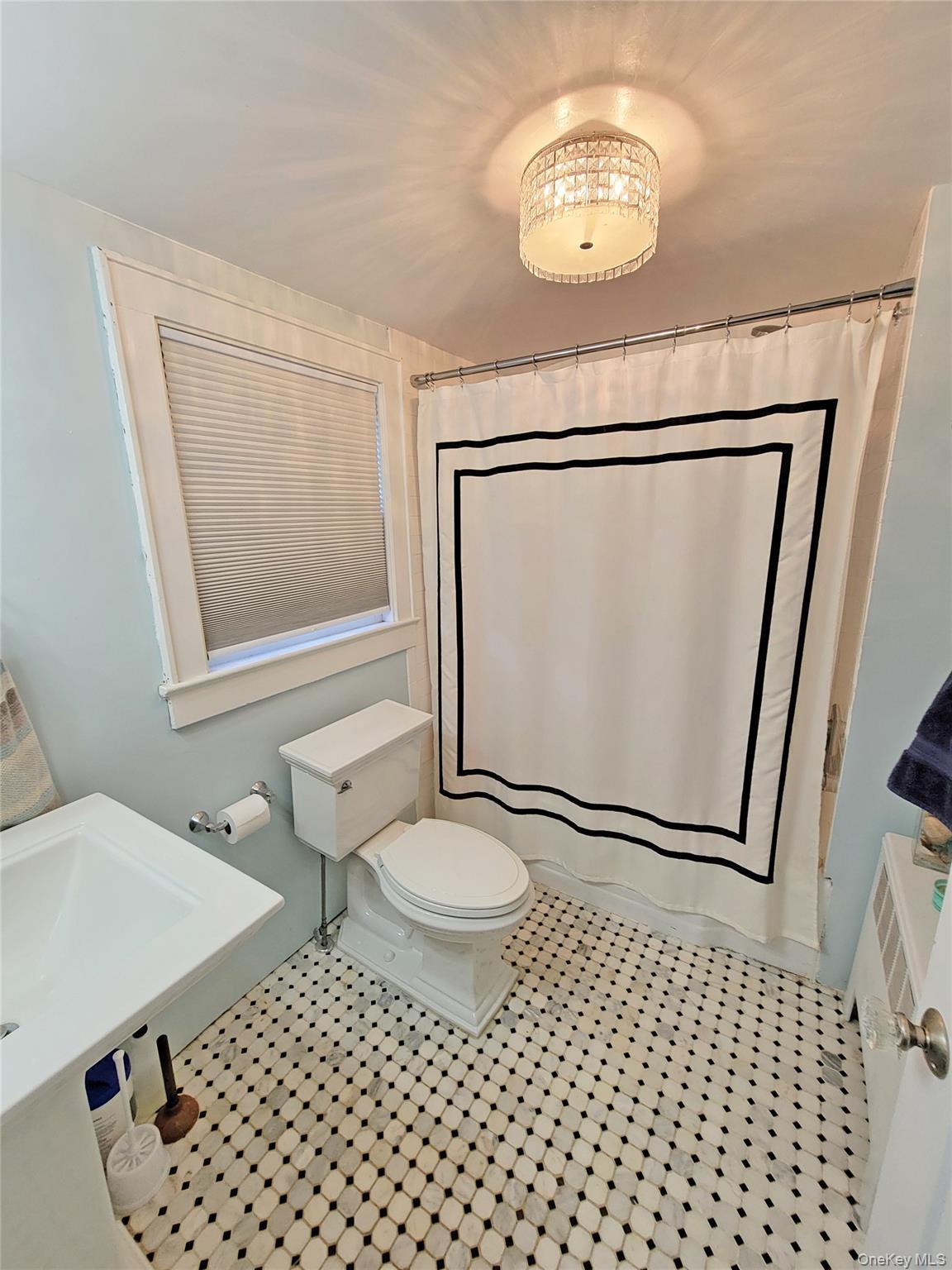 Single Family Bayport Ave  Suffolk County, NY 11705, MLS-933512-22