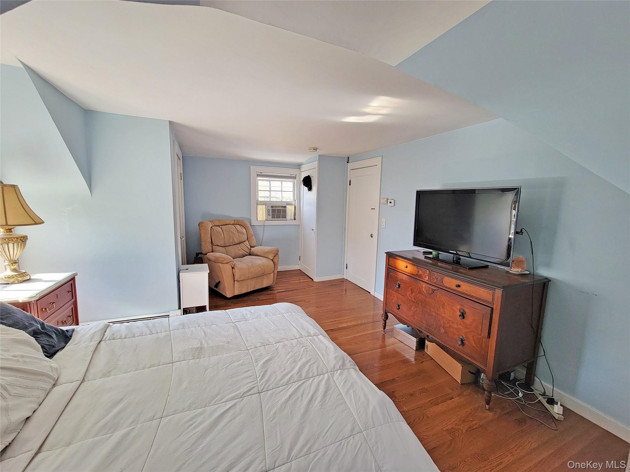 Single Family Bayport Ave  Suffolk County, NY 11705, MLS-933512-26