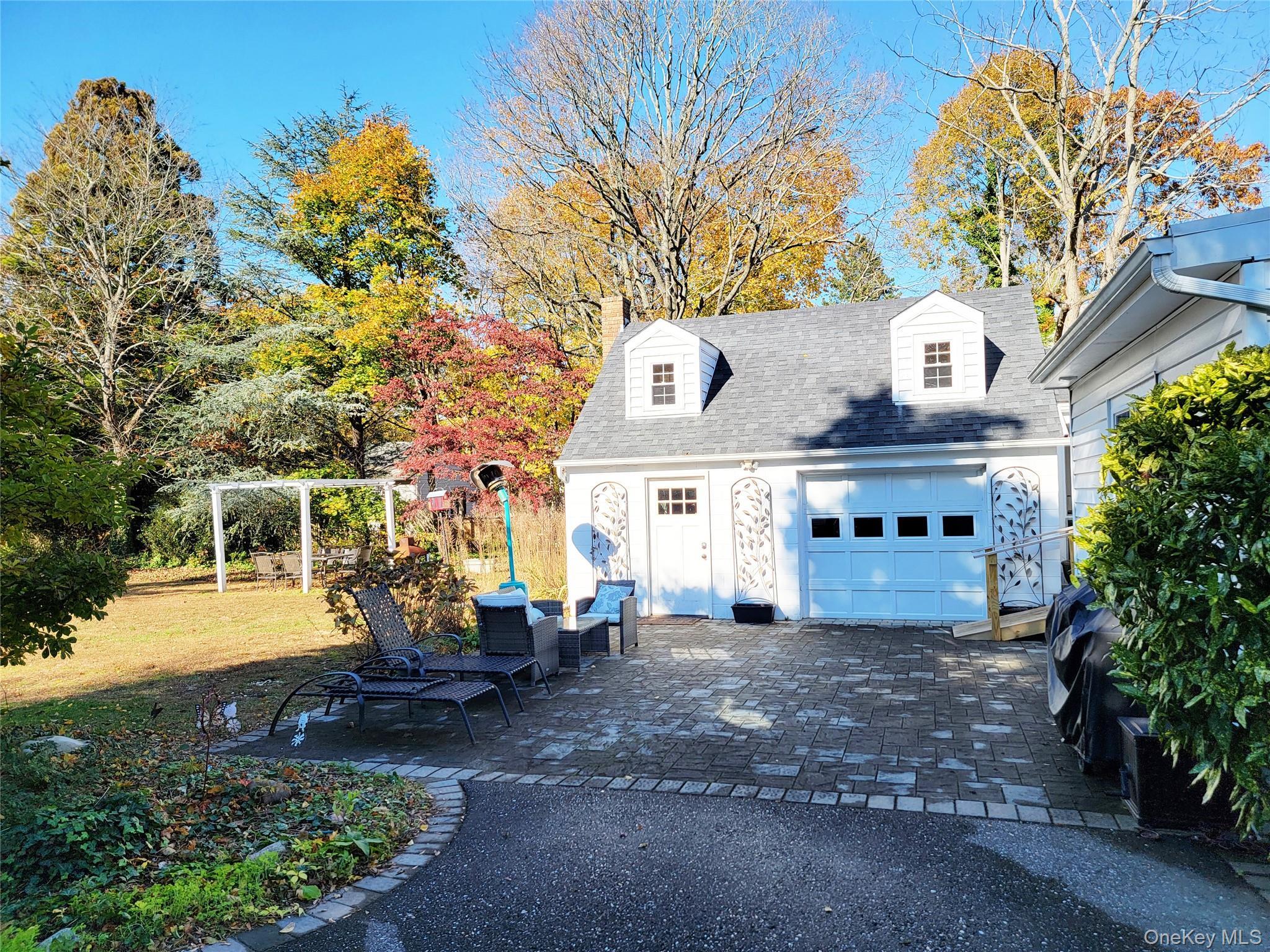 Single Family Bayport Ave  Suffolk County, NY 11705, MLS-933512-37