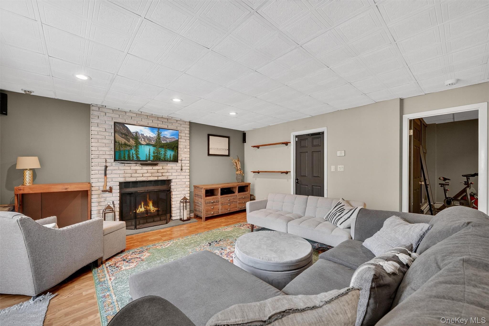 Single Family Trolley  Westchester County, NY 10567, MLS-933539-31