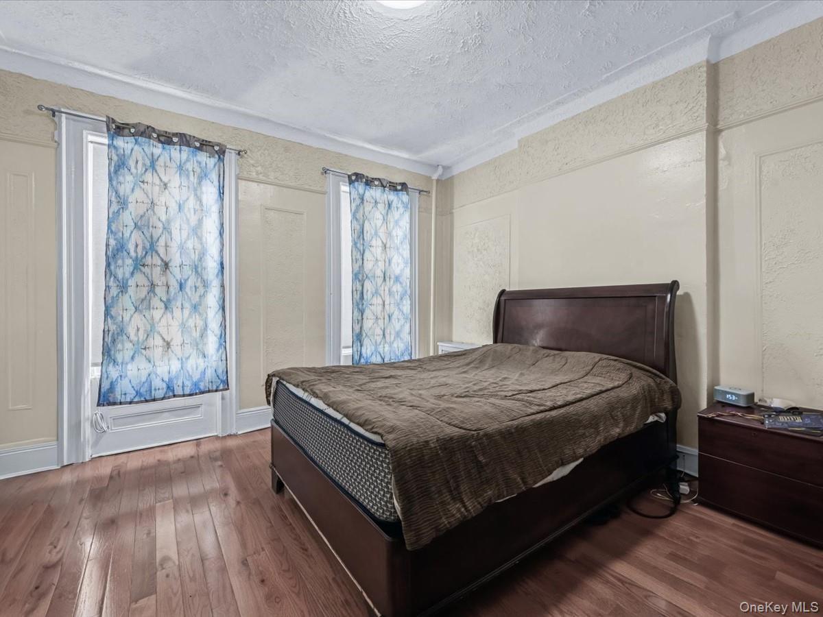 Single Family Hale Avenue  Brooklyn, NY 11208, MLS-933557-10