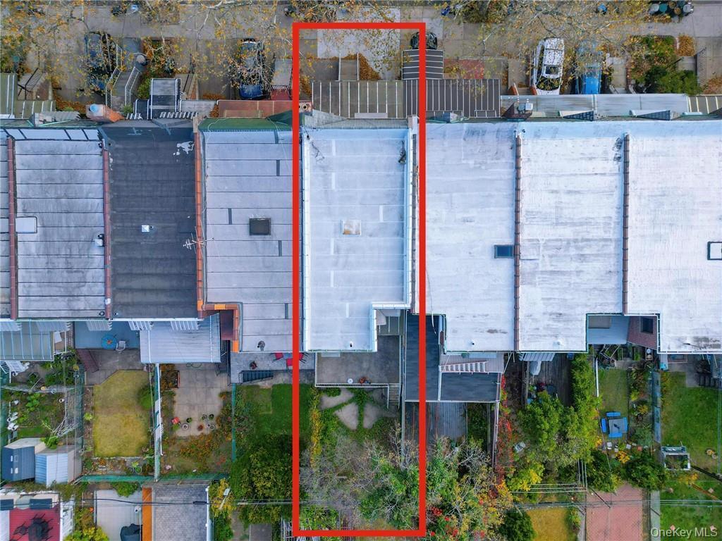 Single Family 29th  Brooklyn, NY 11229, MLS-933568-27