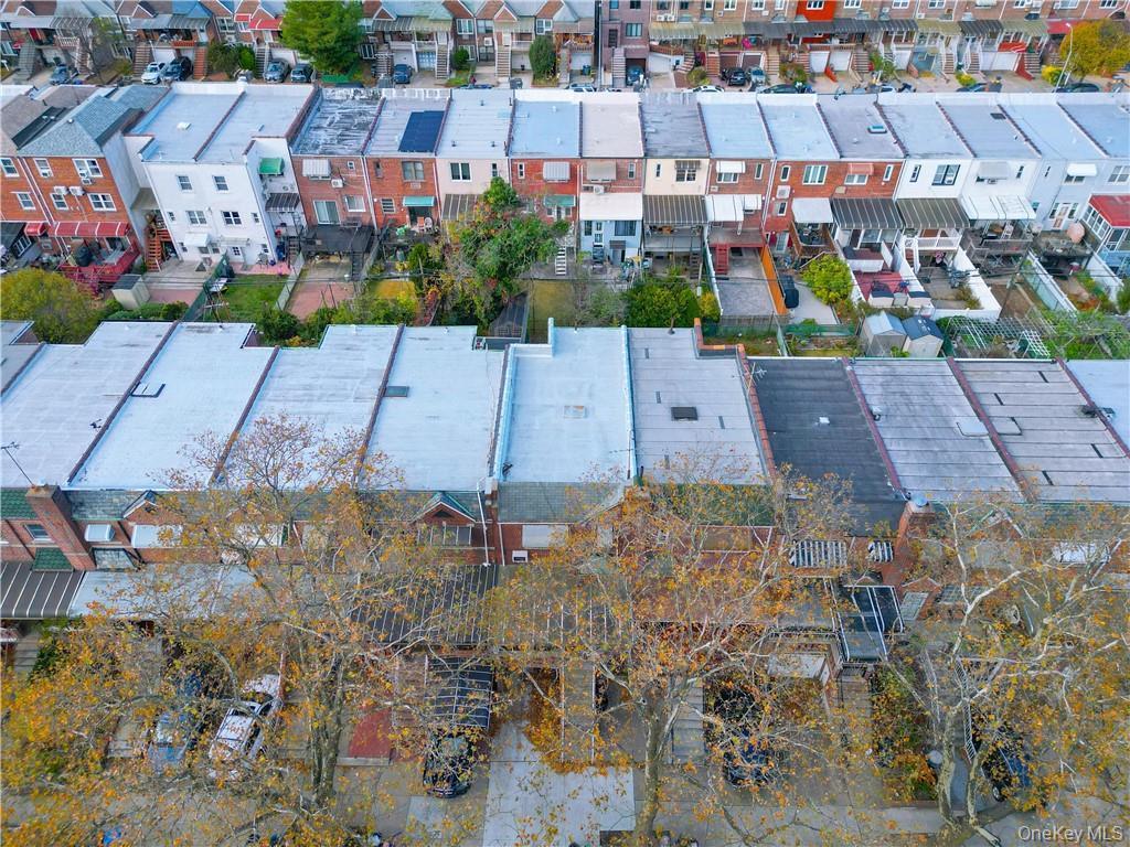 Single Family 29th  Brooklyn, NY 11229, MLS-933568-30