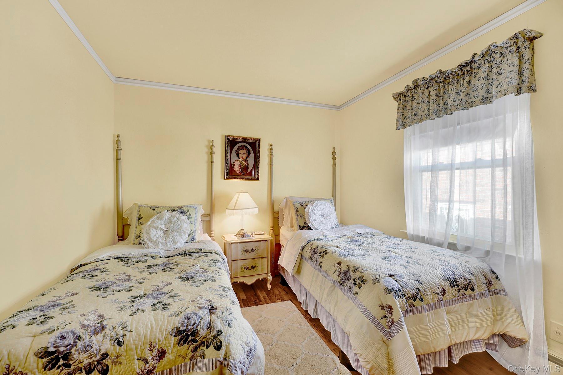 Single Family Plunkett Queens, NY 11691, MLS-933571-26