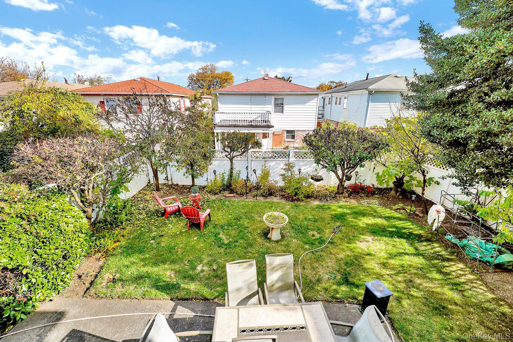 Single Family Plunkett Queens, NY 11691, MLS-933571-5