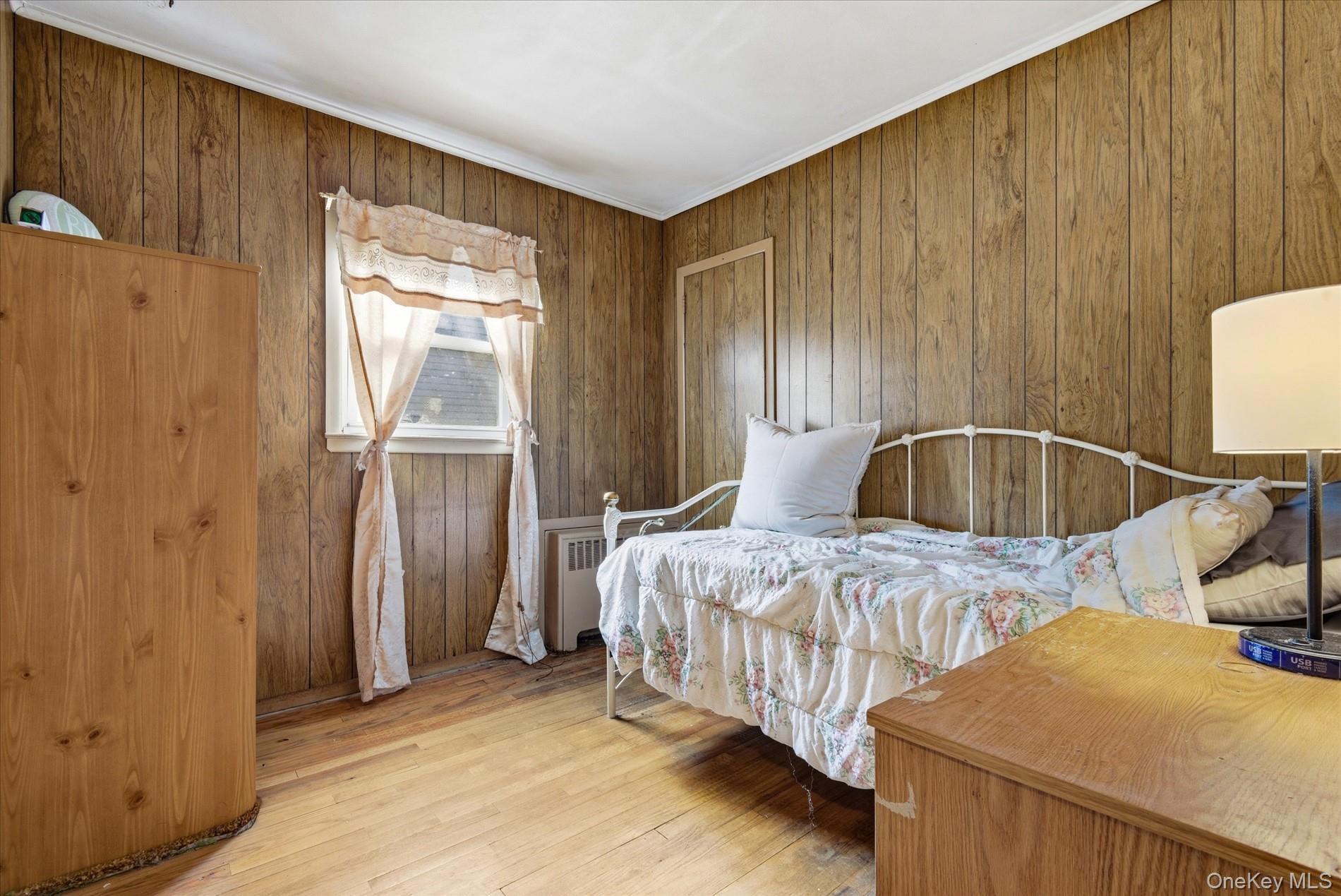 Single Family Chester  Nassau County, NY 11553, MLS-933586-12