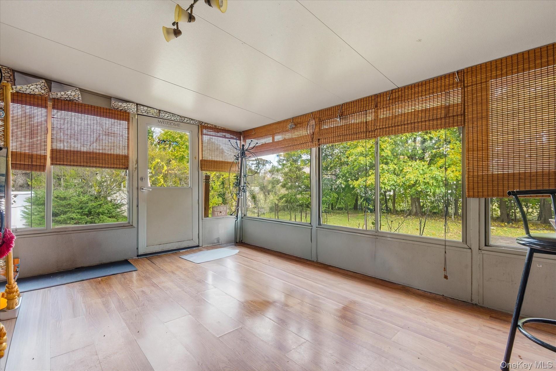 Single Family Chester  Nassau County, NY 11553, MLS-933586-14