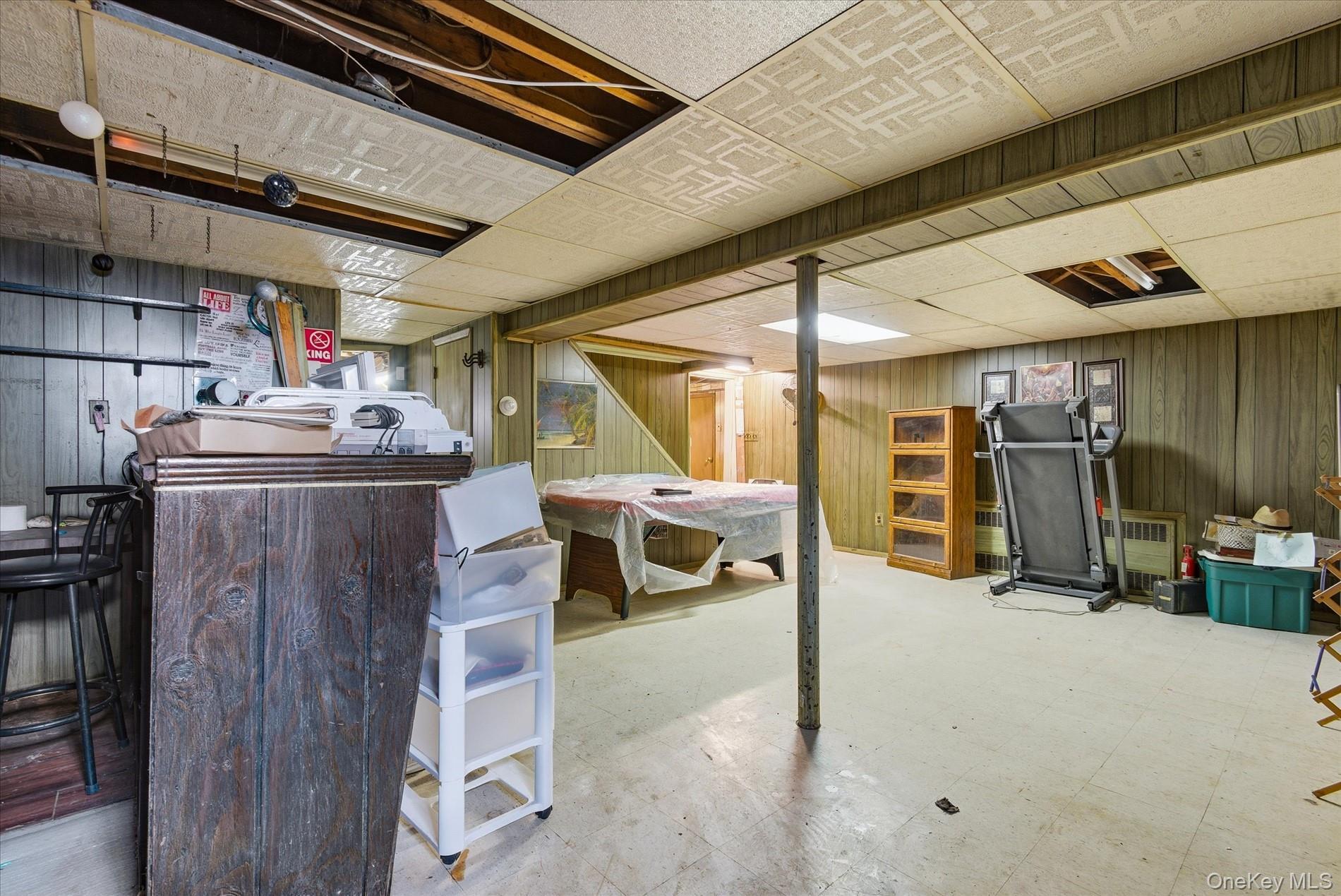 Single Family Chester  Nassau County, NY 11553, MLS-933586-16