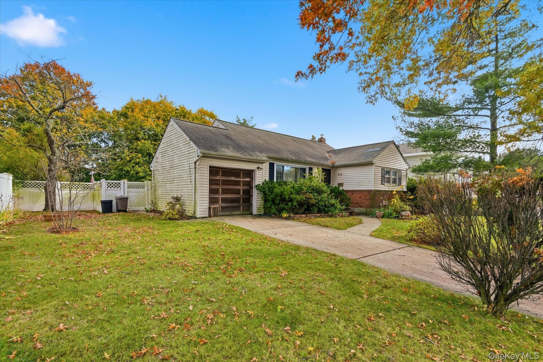 Single Family Chester  Nassau County, NY 11553, MLS-933586-2