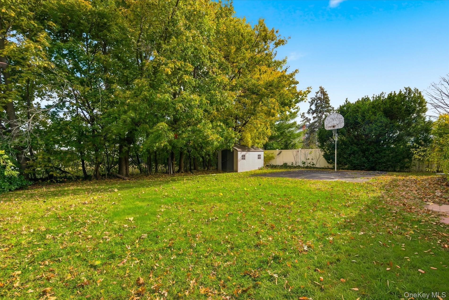 Single Family Chester  Nassau County, NY 11553, MLS-933586-3