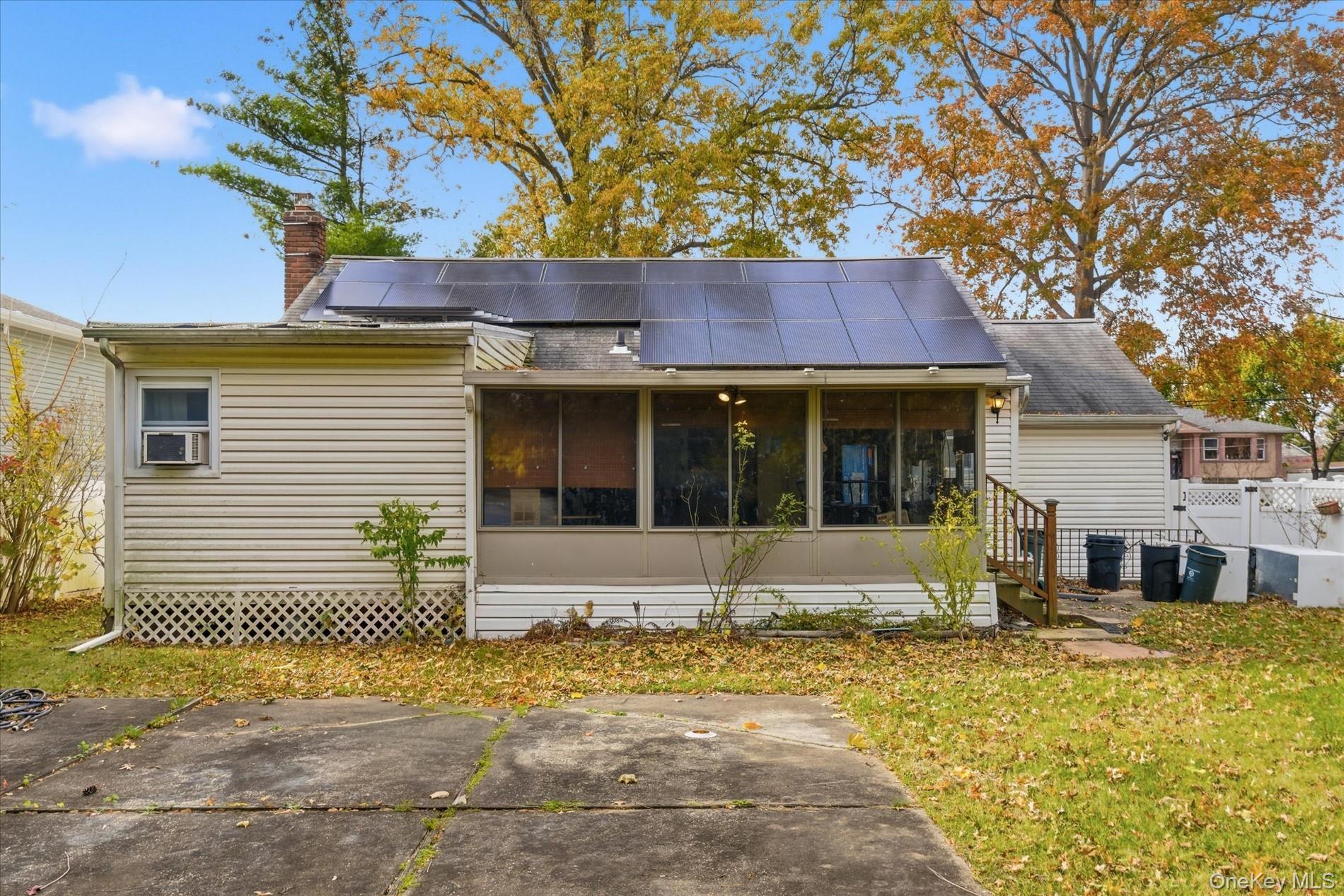 Single Family Chester  Nassau County, NY 11553, MLS-933586-5