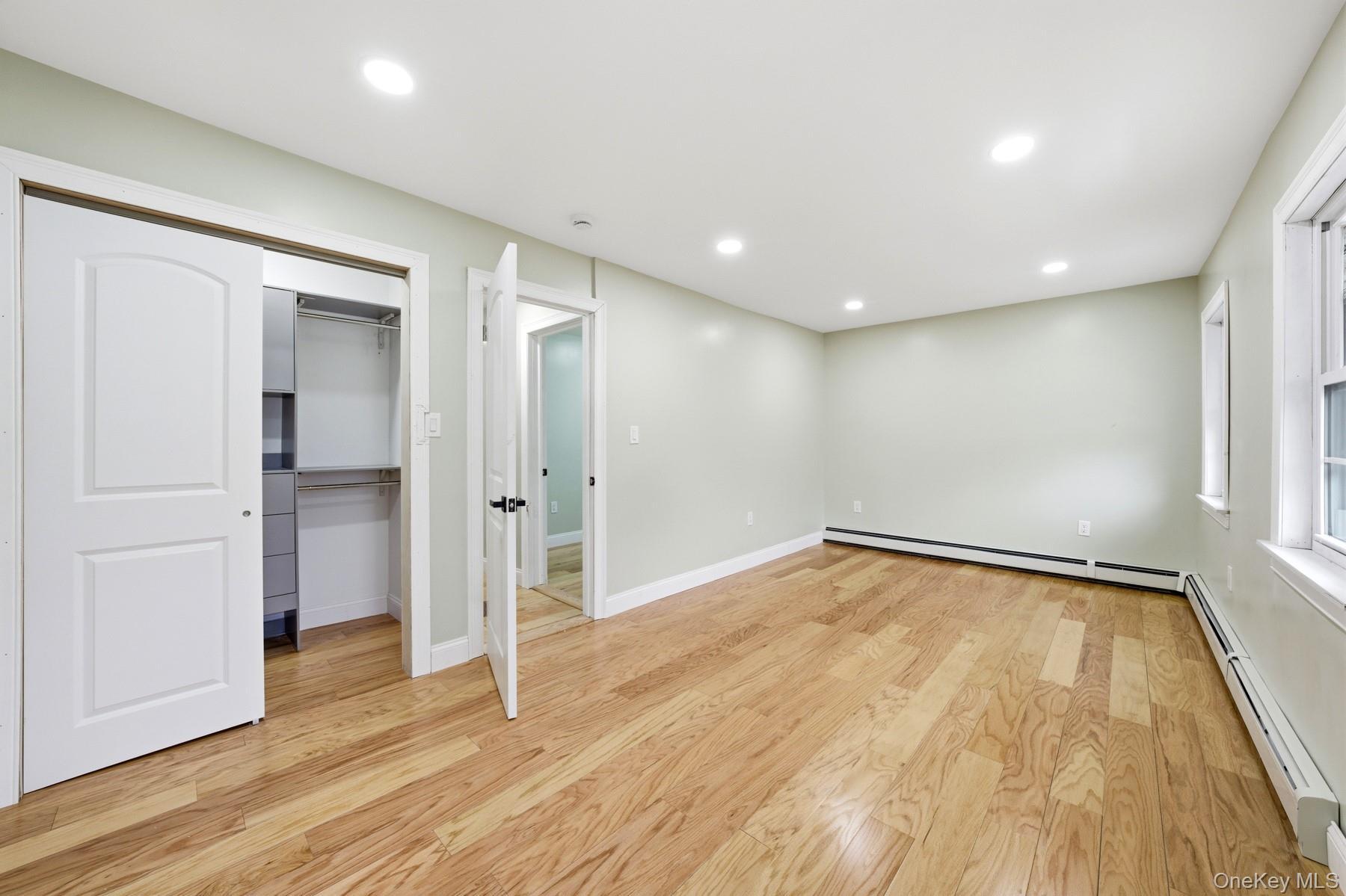 Single Family 205th Queens, NY 11412, MLS-933614-29