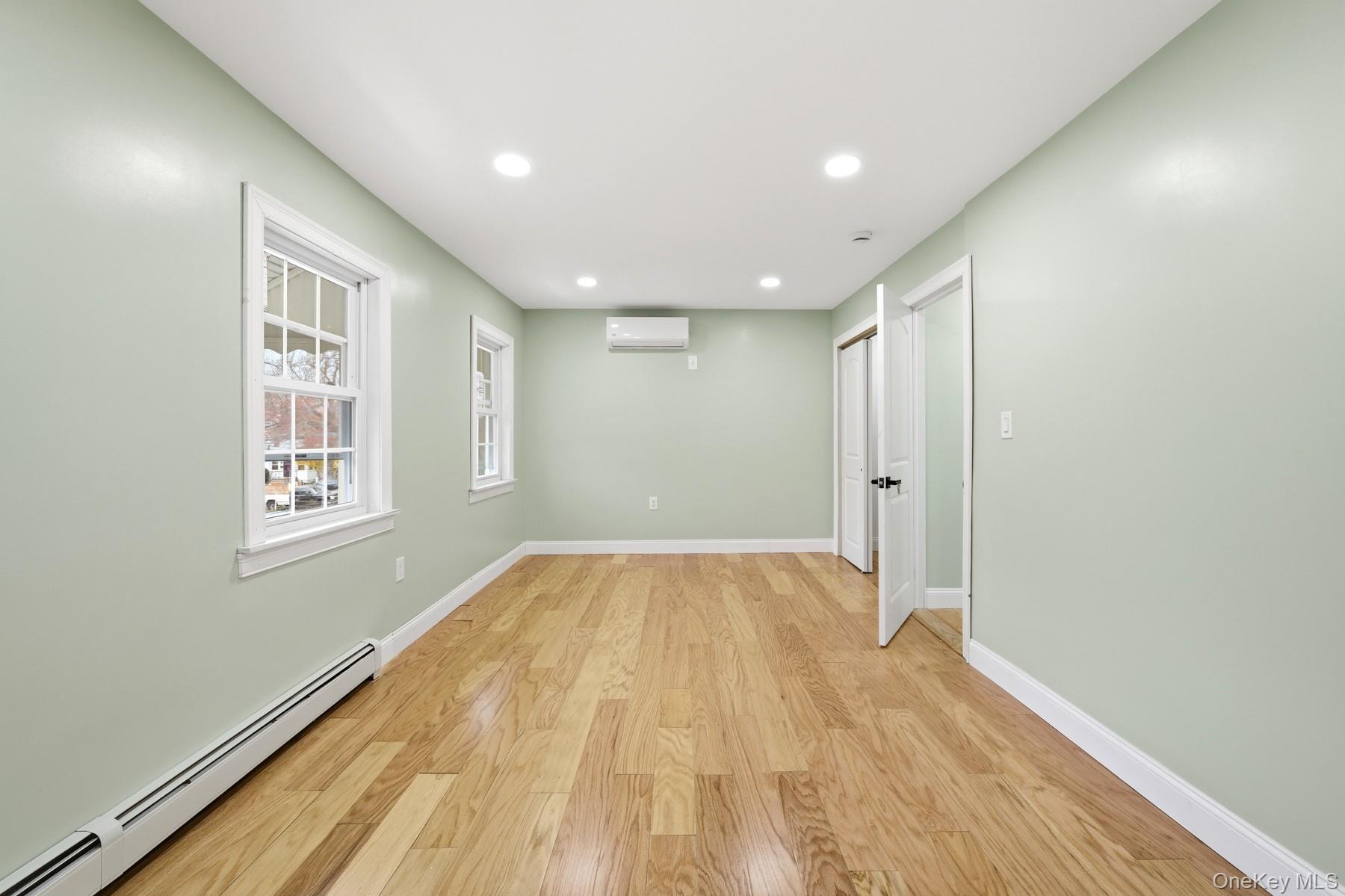 Single Family 205th Queens, NY 11412, MLS-933614-30