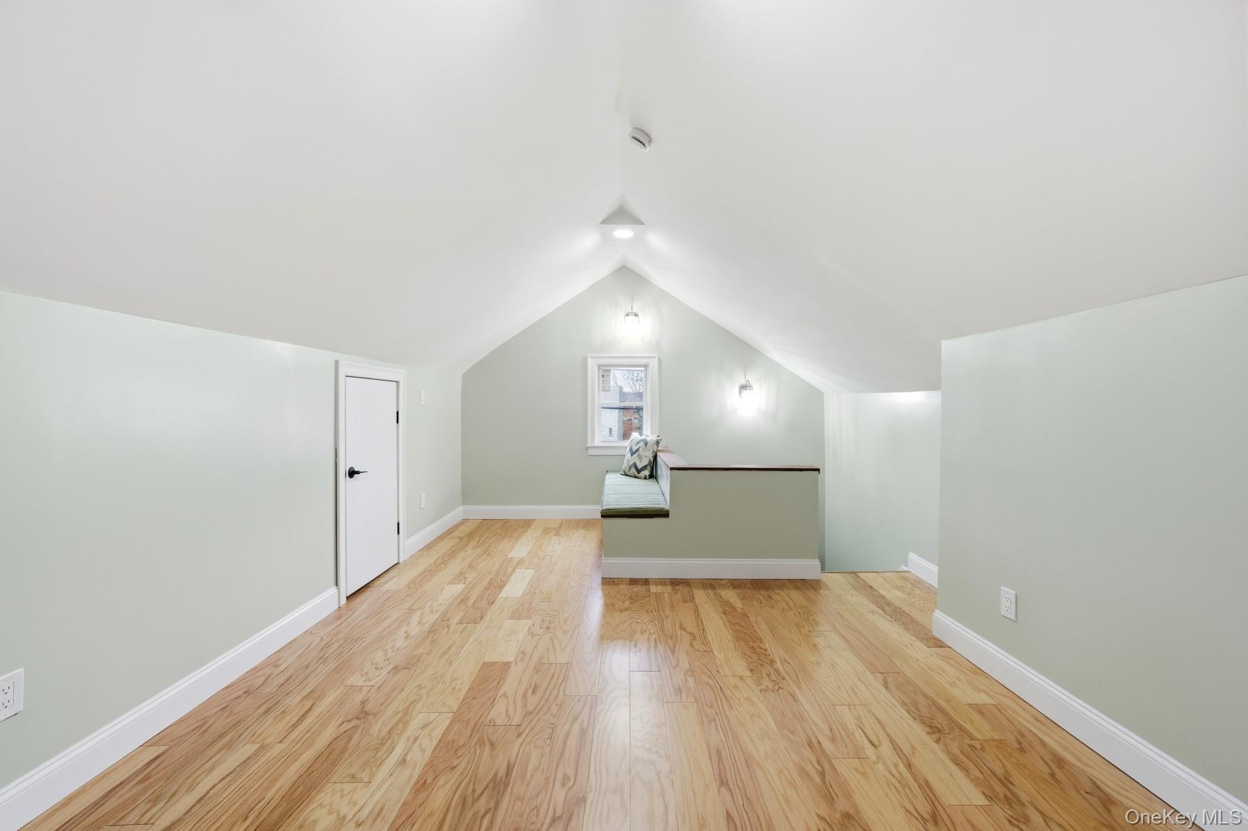 Single Family 205th Queens, NY 11412, MLS-933614-33