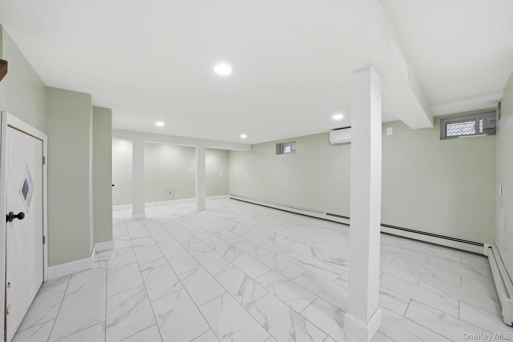 Single Family 205th Queens, NY 11412, MLS-933614-37