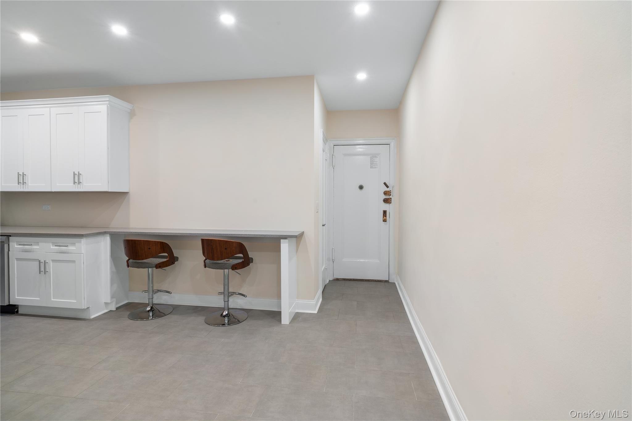 Coop 73rd  Queens, NY 11375, MLS-933628-10