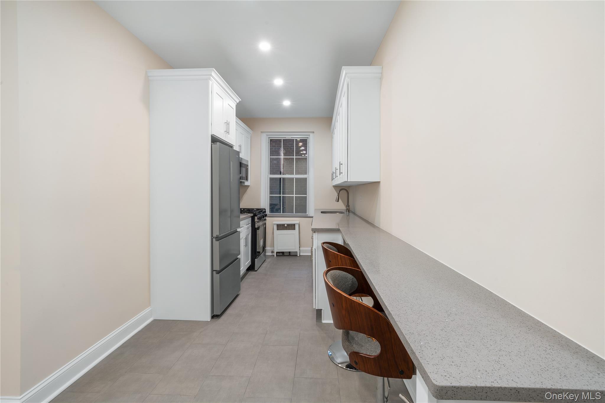 Coop 73rd  Queens, NY 11375, MLS-933628-11