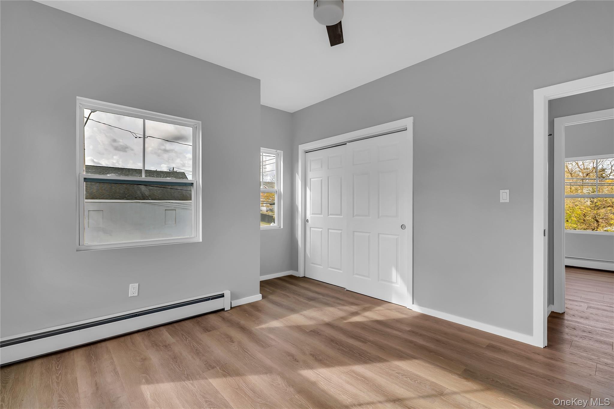 Single Family East  Suffolk County, NY 11901, MLS-933639-21