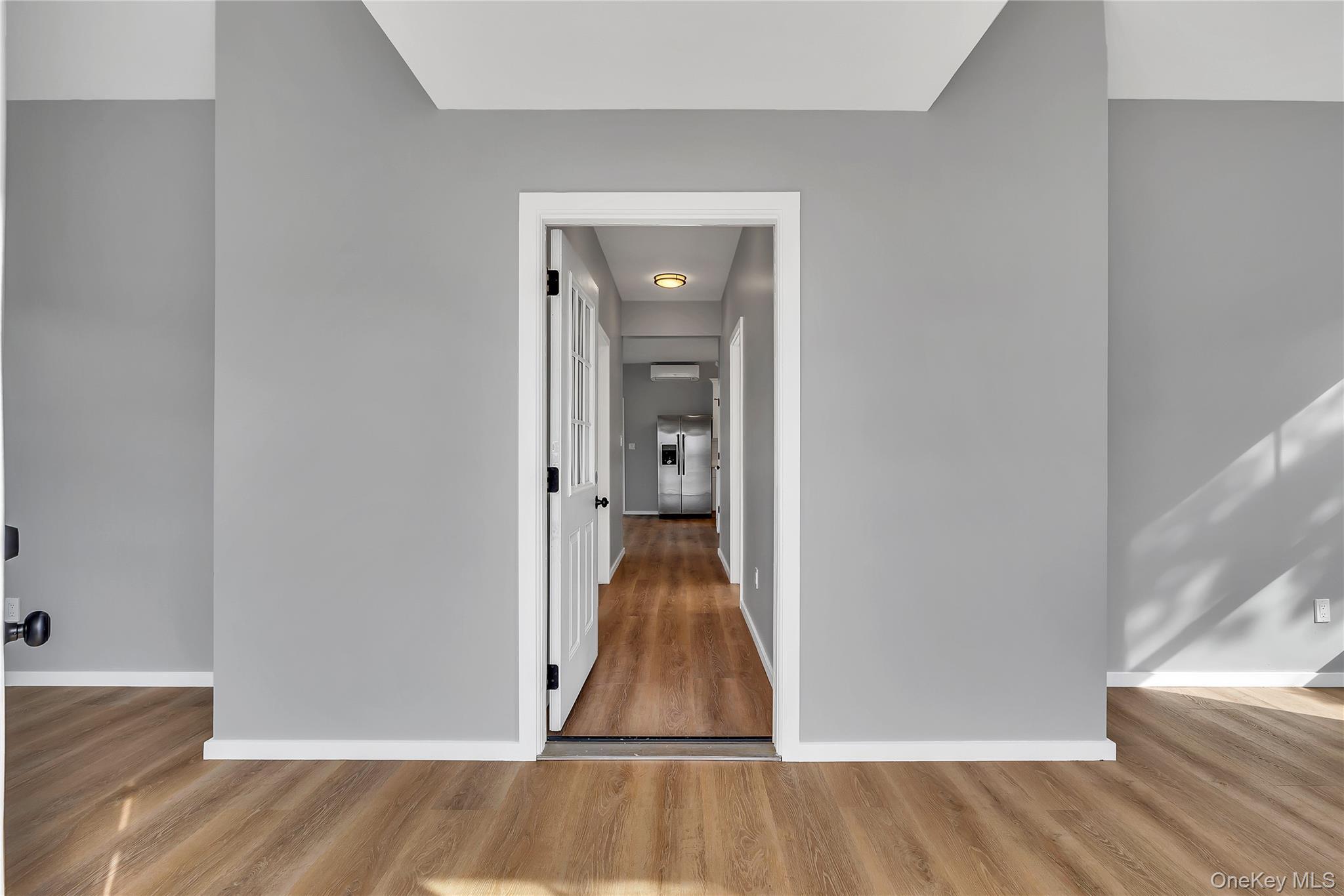 Single Family East  Suffolk County, NY 11901, MLS-933639-5