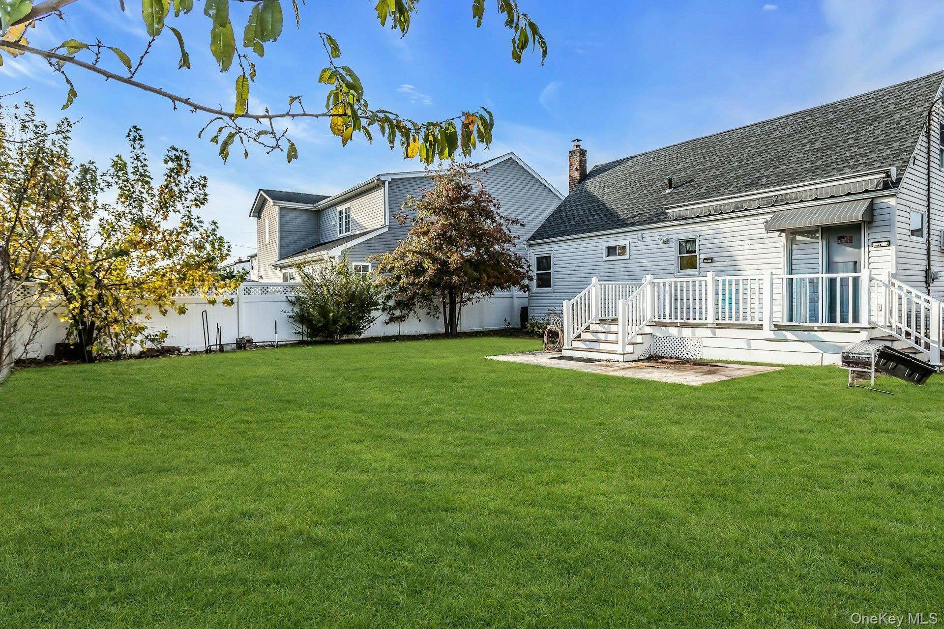 Single Family Alder  Nassau County, NY 11554, MLS-933708-20