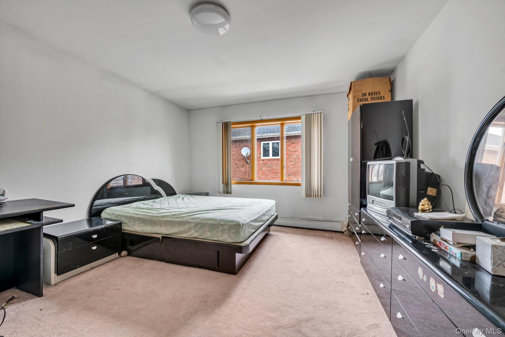 Single Family Brattle  Queens, NY 11362, MLS-933731-7