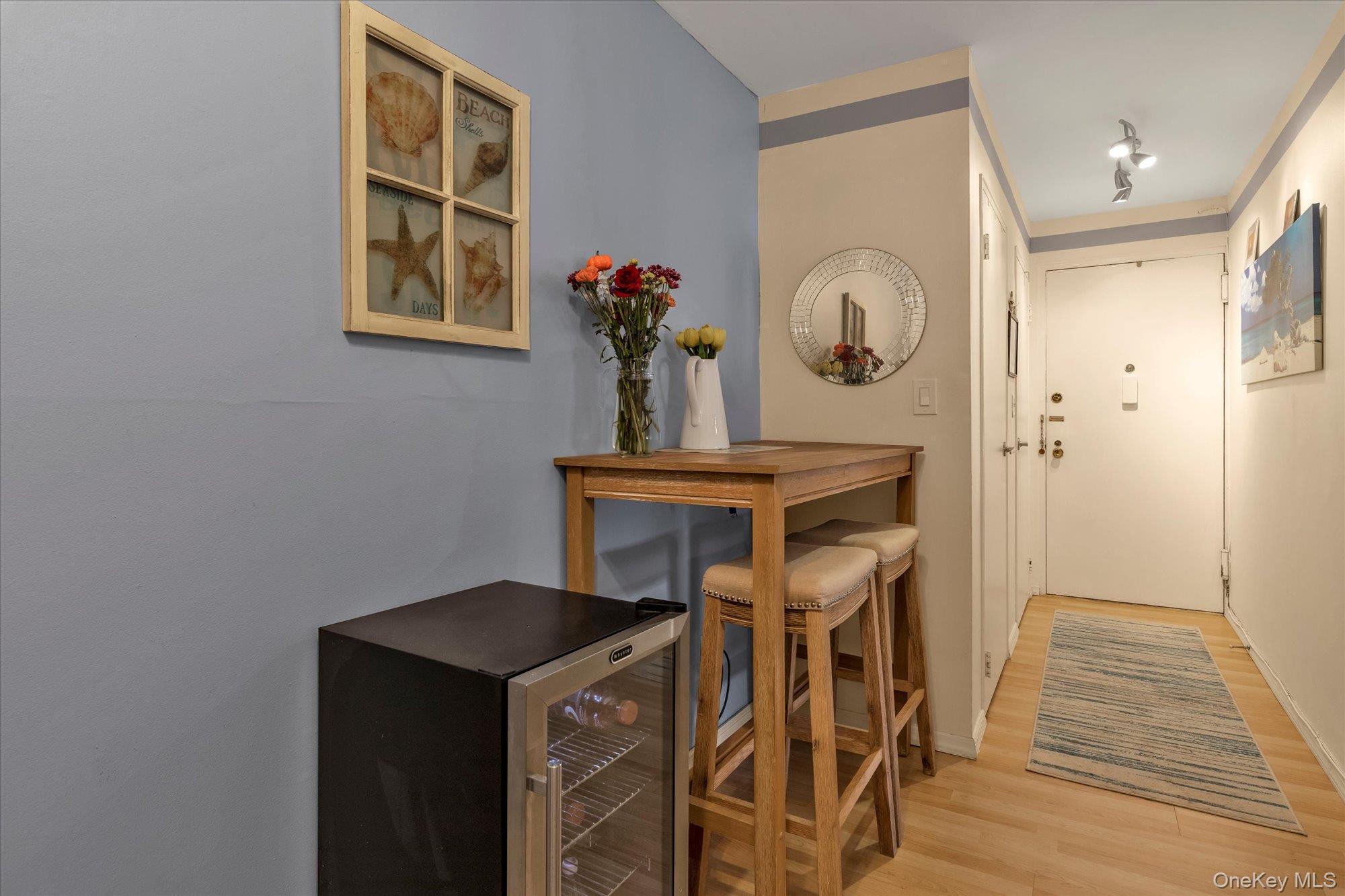 Coop Broadway  Nassau County, NY 11561, MLS-933735-2