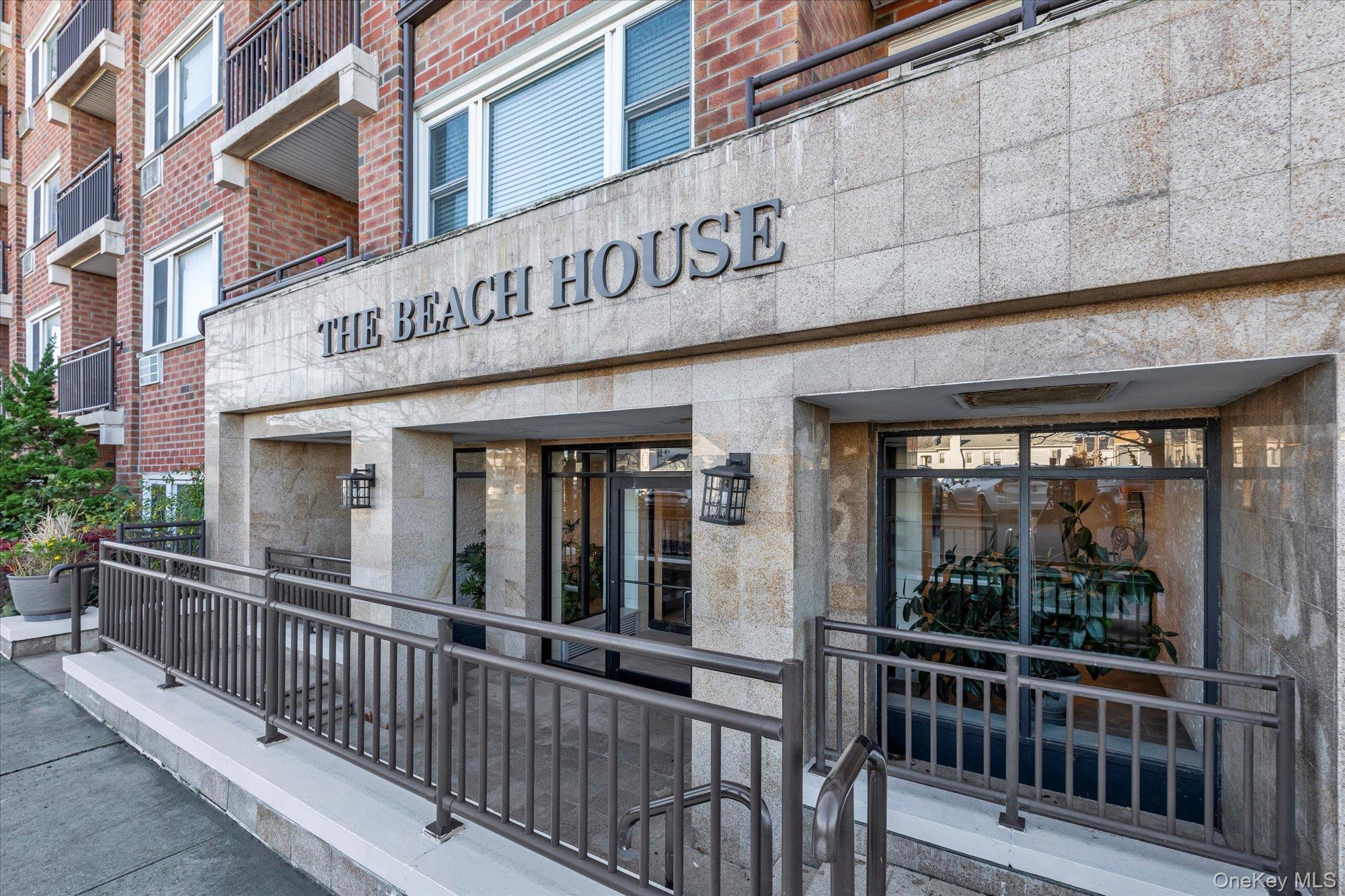 Coop Broadway  Nassau County, NY 11561, MLS-933735-20