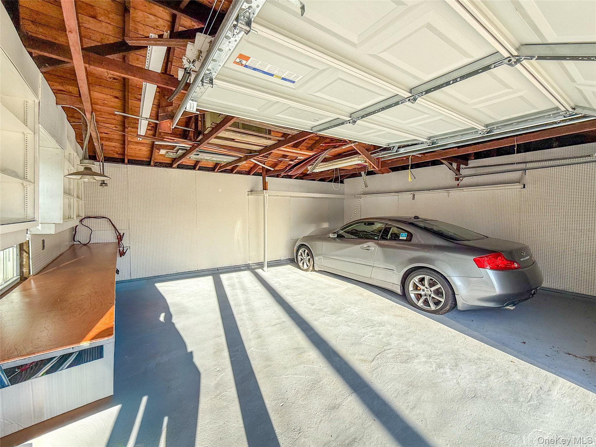 Single Family Shaw  Nassau County, NY 11580, MLS-933737-27