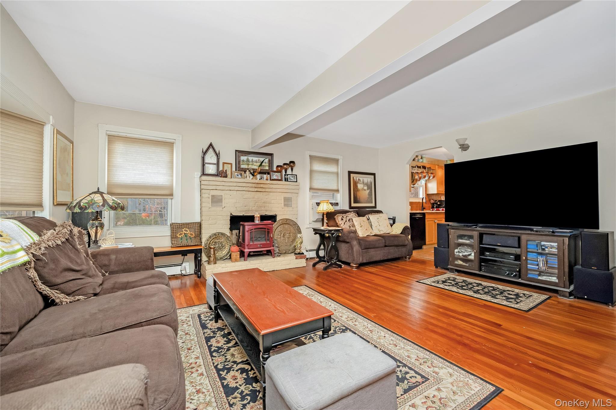 Single Family Lakeside  Suffolk County, NY 11961, MLS-933752-12