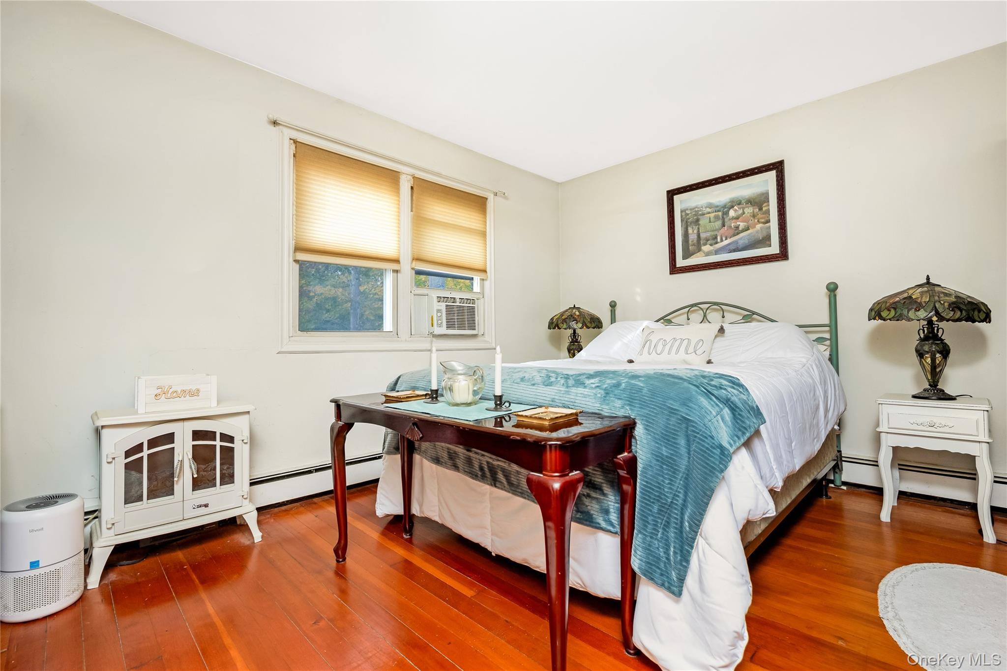 Single Family Lakeside  Suffolk County, NY 11961, MLS-933752-14