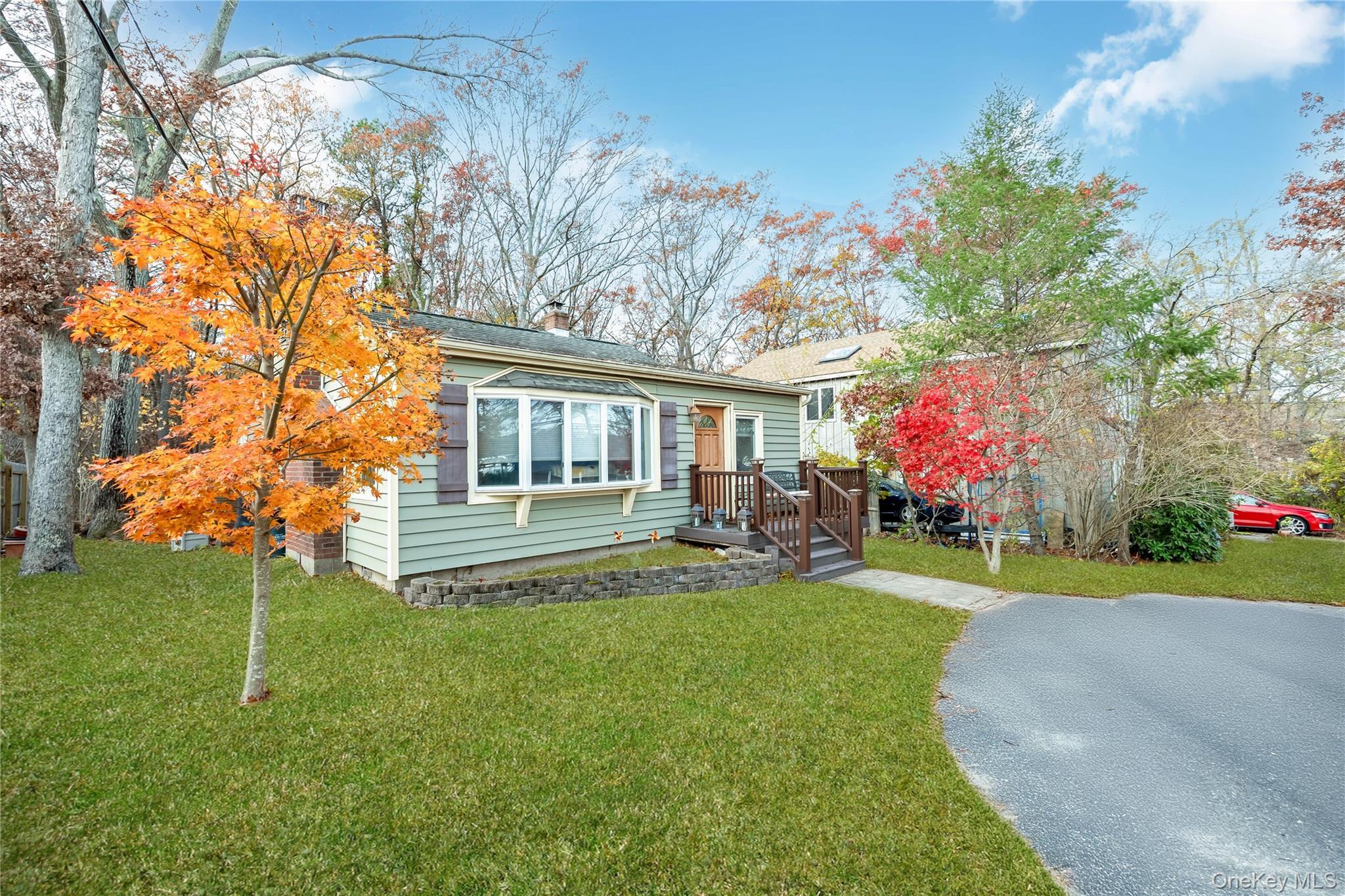 Single Family Lakeside  Suffolk County, NY 11961, MLS-933752-2
