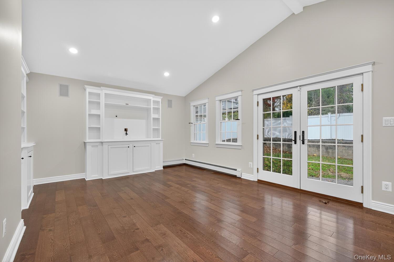 Single Family Claire Suffolk County, NY 11746, MLS-933757-15