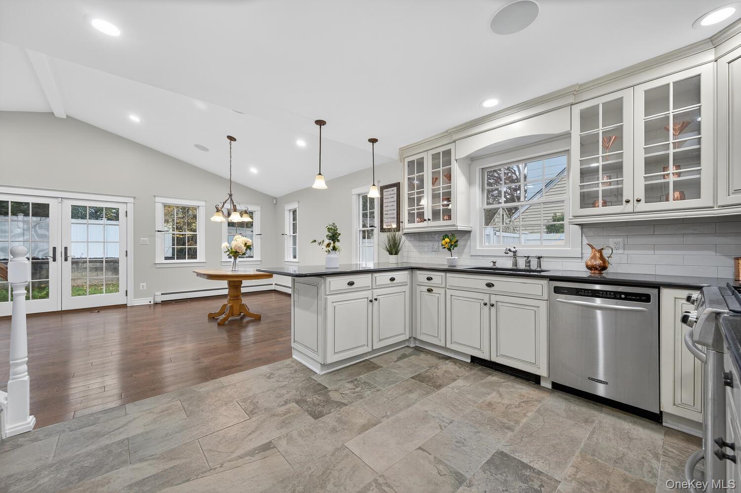 Single Family Claire Suffolk County, NY 11746, MLS-933757-21