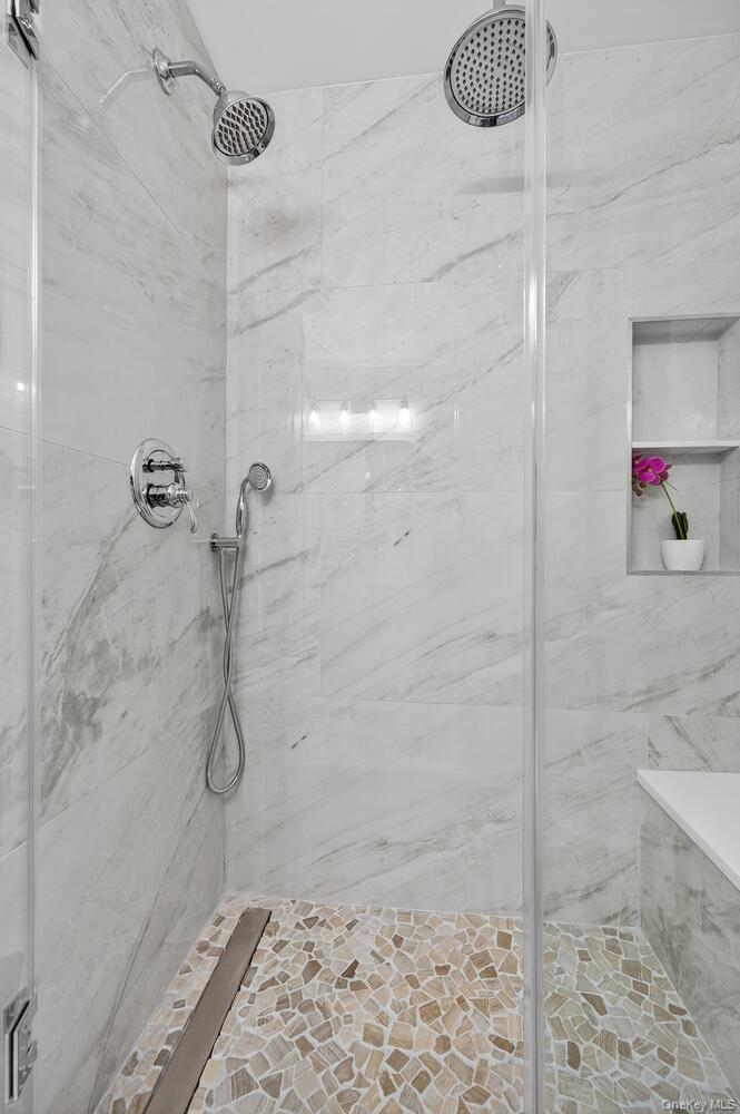 Single Family Claire Suffolk County, NY 11746, MLS-933757-26