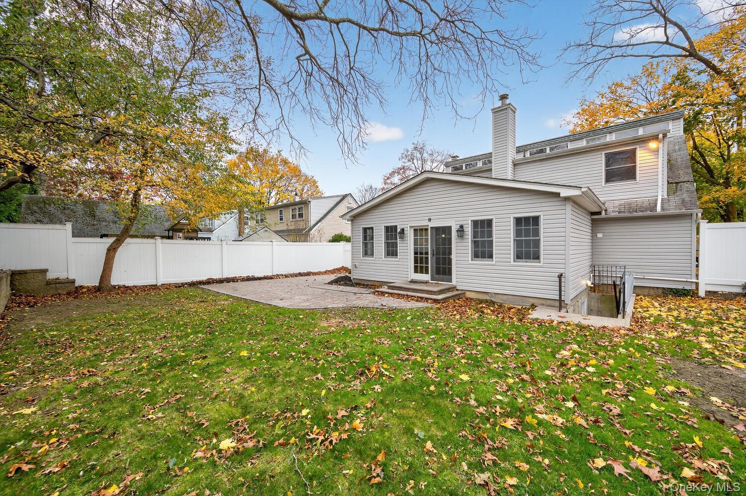 Single Family Claire Suffolk County, NY 11746, MLS-933757-42