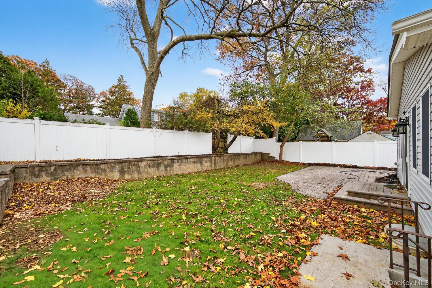 Single Family Claire  Suffolk County, NY 11746, MLS-933757-43