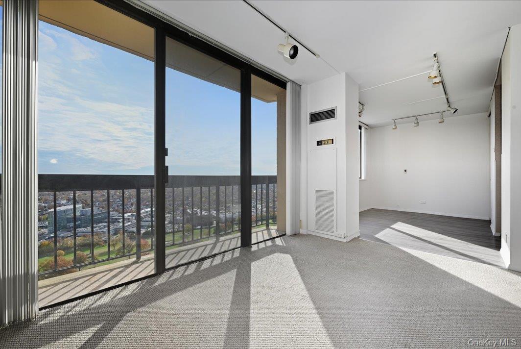 Coop Grand Central Queens, NY 11005, MLS-933759-6